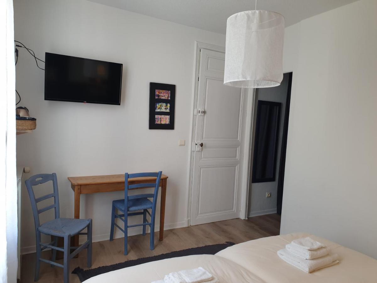 Chambres D'Hotes Et Gites- L'Abri Sous Roche Tautavel 外观 照片